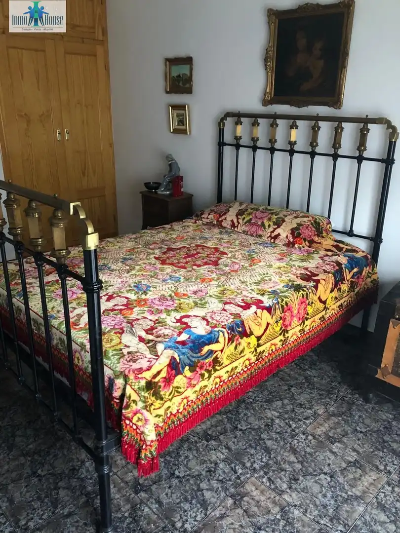 Bedroom of Houses for sale in Alcaraz  with Terrace, Furnished and Balcony