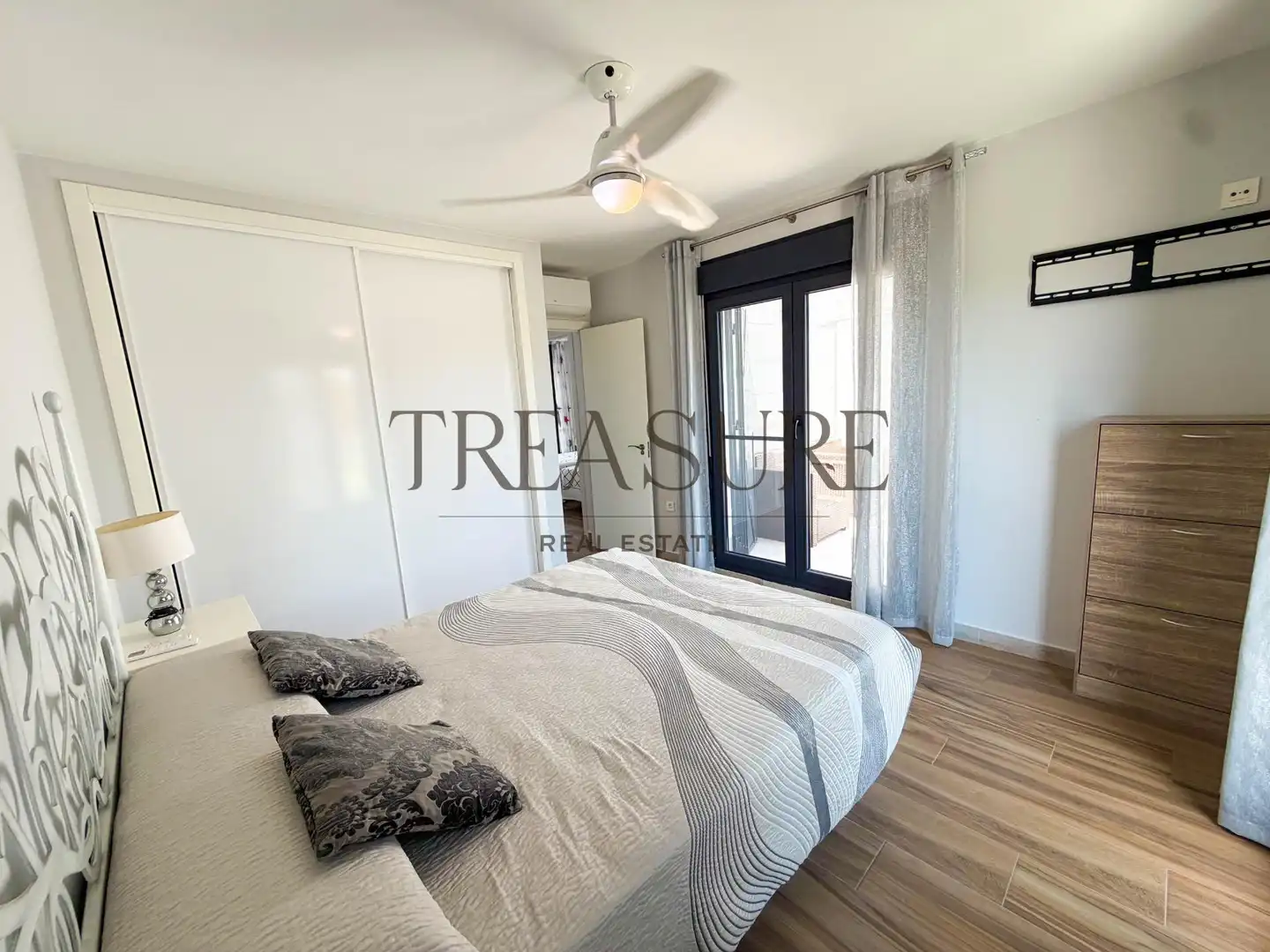 Habitación de Casa o chalet en venta en Pilar de la Horadada con Calefacción, Jardín privado y Terraza