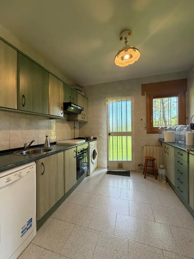 Cocina de Casa o chalet en venta en Marugán con Calefacción, Jardín privado y Amueblado