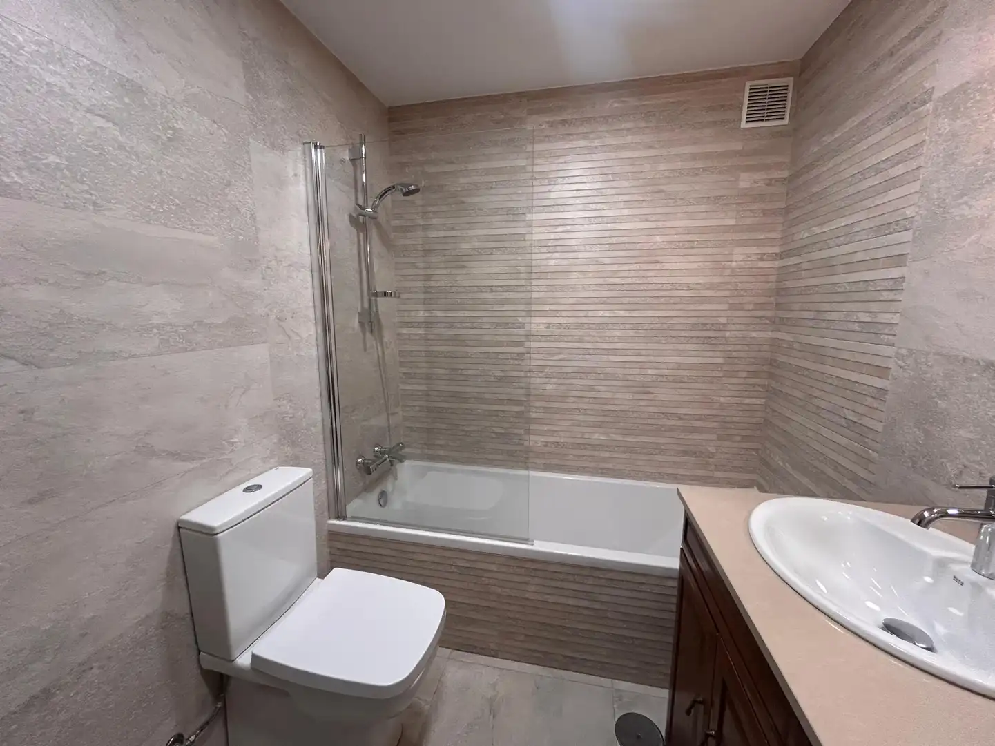 Flat with lift to rent in Gijón - CL CABRALES, imagen 12
