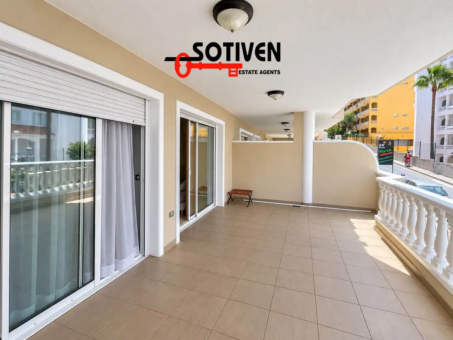 Vista exterior de Apartamento de alquiler en Acantilados de Los Gigantes
