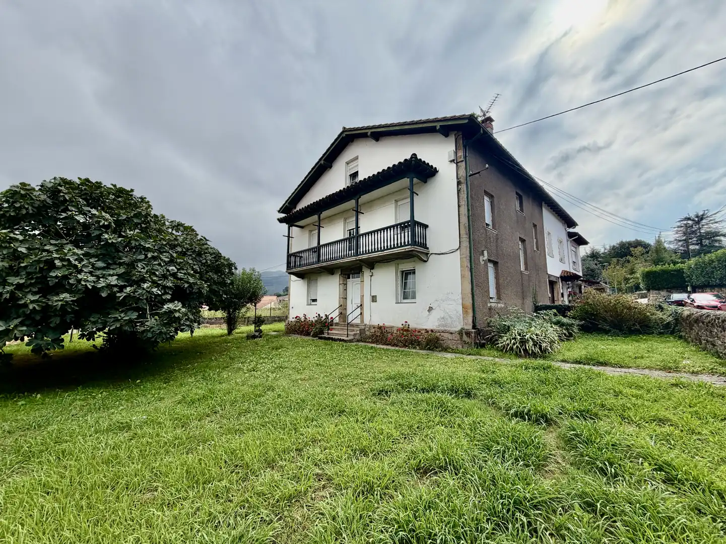 Vista exterior de Casa o xalet en venda en Liérganes amb Terrassa i Balcó