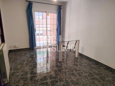 Piso con ascensor en venta en Centre