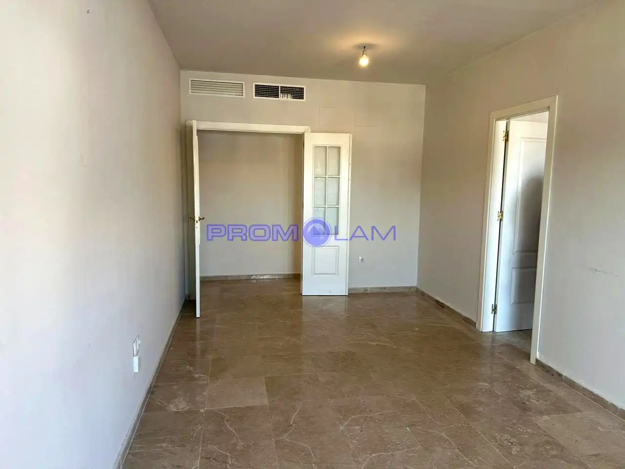 Habitación de Piso en venta en Gelves con Terraza