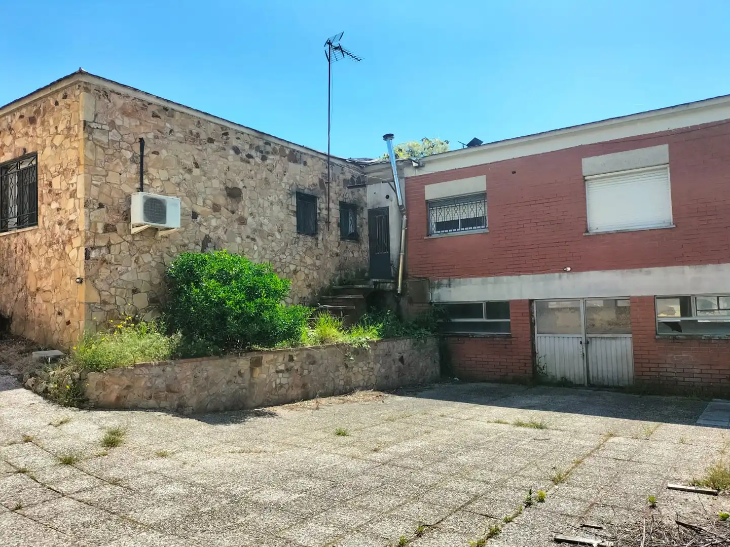 Exterior view of Houses for sale in Lliçà de Vall  with Private garden, Storage room and Swimming Pool