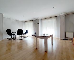 Sala d'estar de Pis en venda en Ciudad Real Capital amb Aire condicionat, Calefacció i Traster