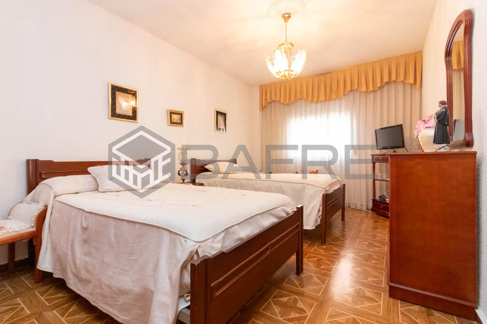 Flat for sale in Calle Antonio Prieto, Zofio