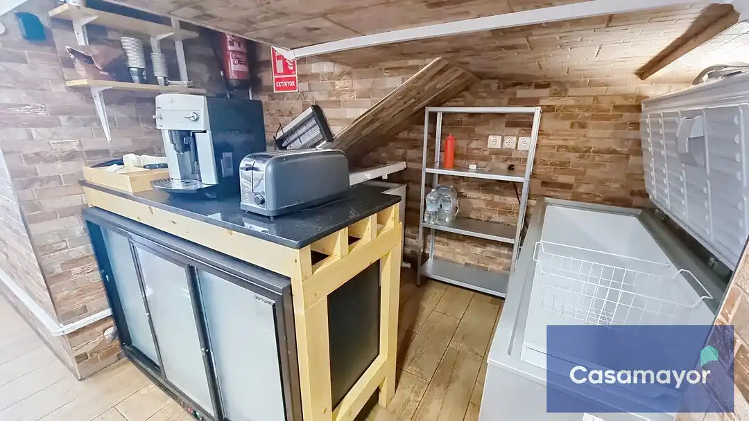 Local comercial en traspaso en Calle del Capitán Segarra, imagen 6