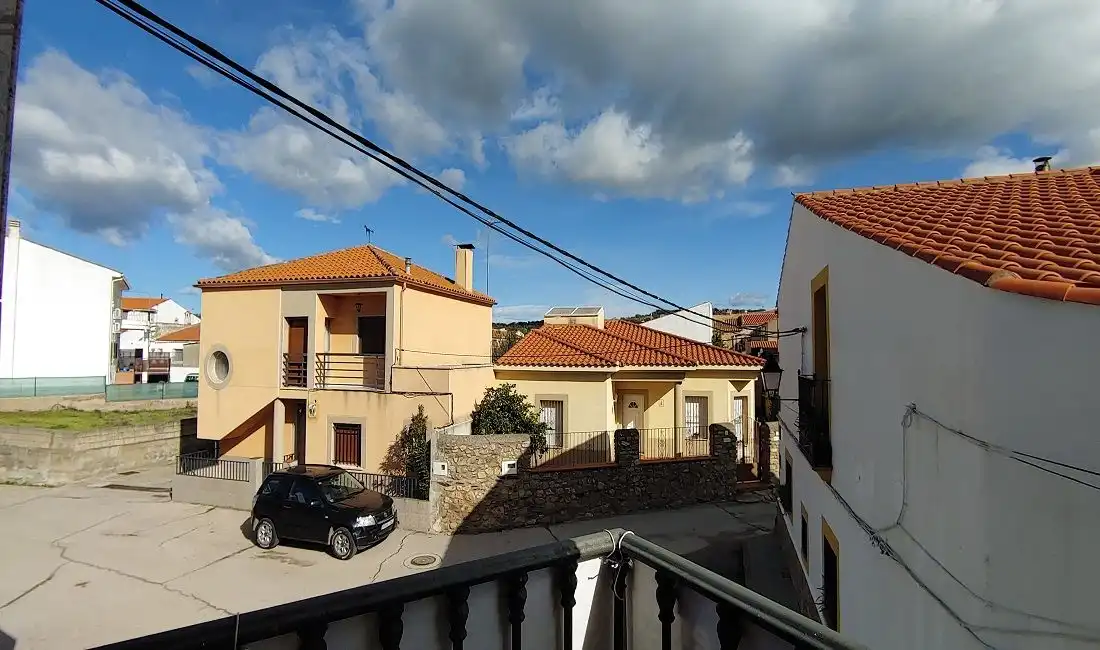 Exterior view of Houses for sale in Plasenzuela  with Terrace, Furnished and Washing machine