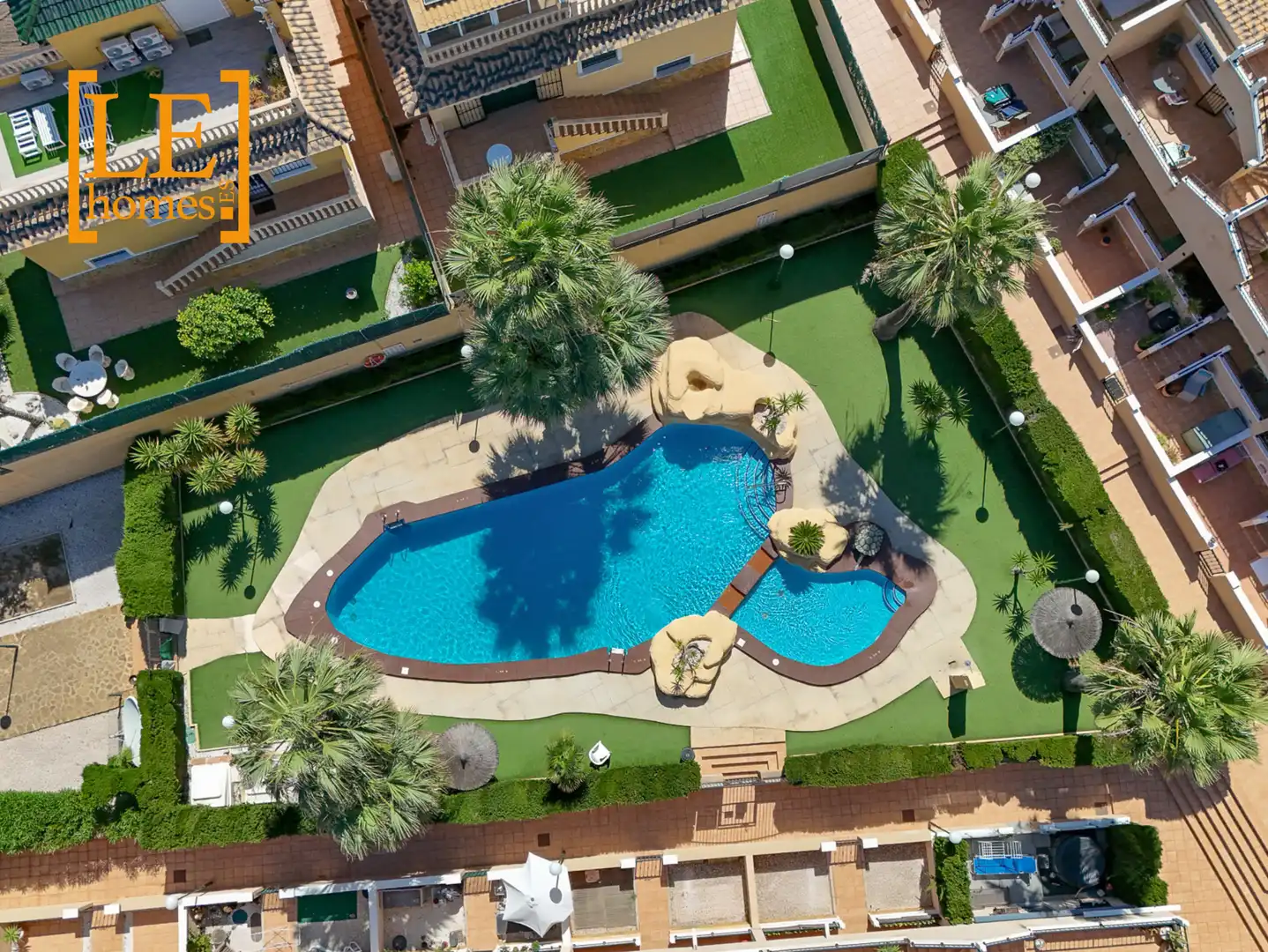 Piscina de Apartament en venda en Orihuela amb Aire condicionat, Moblat i Forn