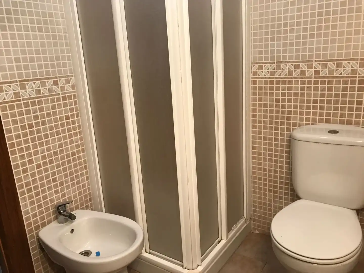 Bathroom of Flat for rent in Murcia  with Air Conditioner, Furnished and Washing machine