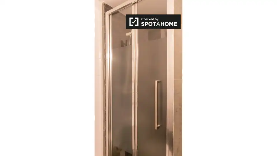 Habitació a Embajadores - Lavapiés