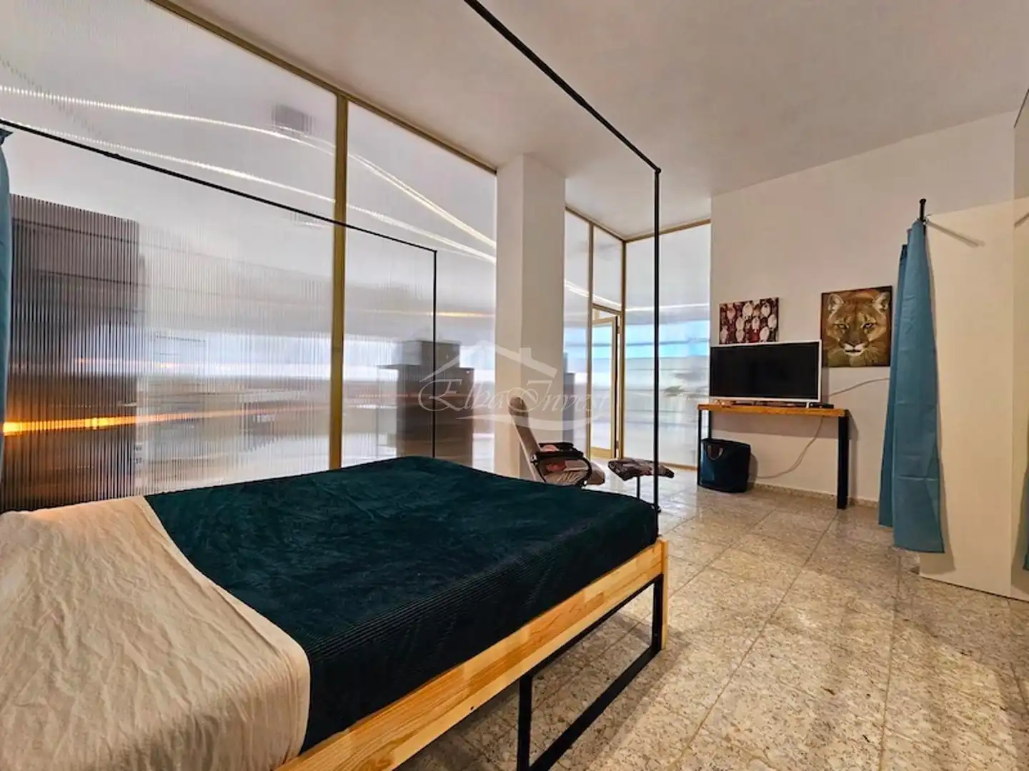 Habitación de Casa o chalet en venta en Adeje con Jardín privado, Terraza y Amueblado