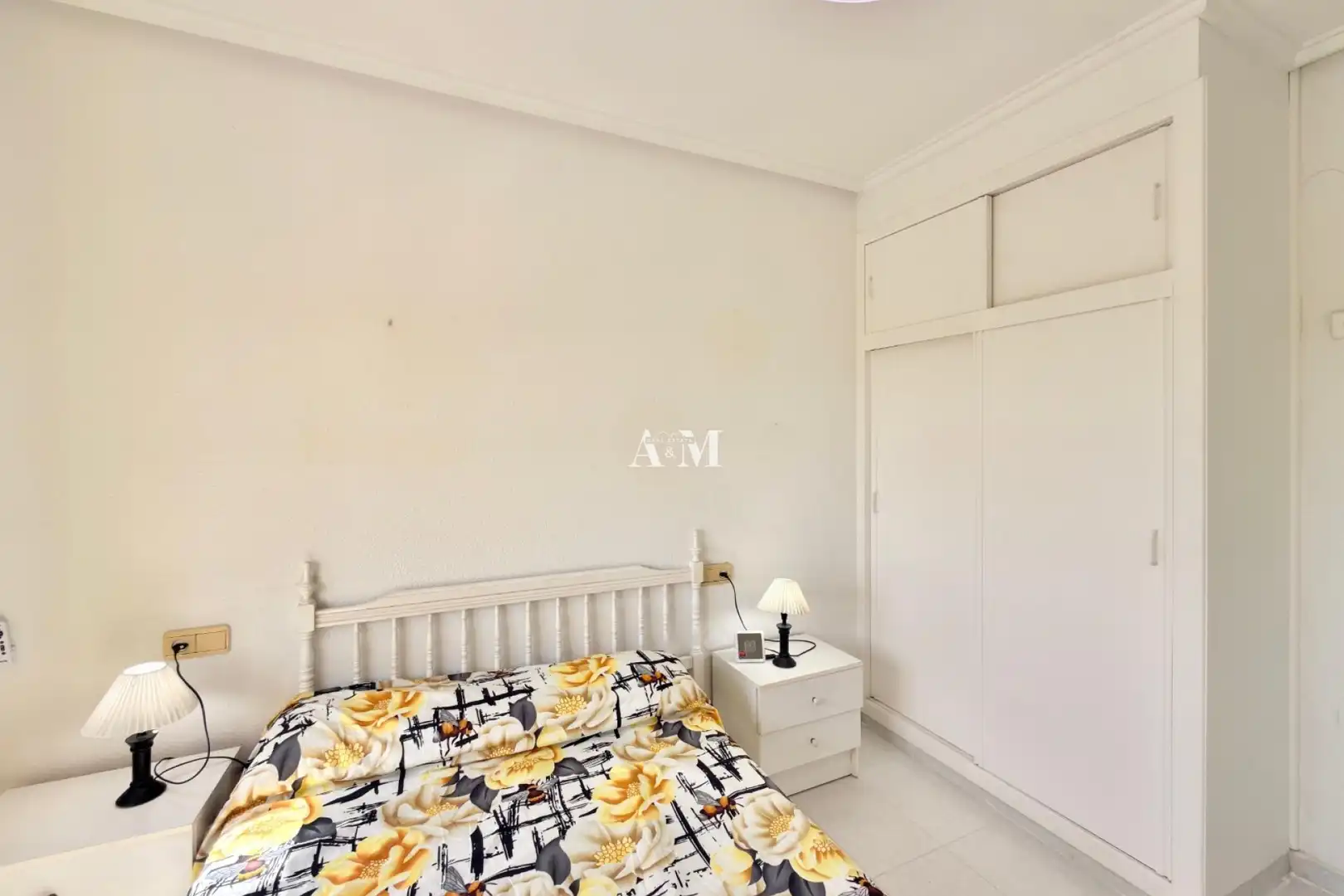 Bedroom of Flat for rent in Torrevieja  with Air Conditioner, Heating and Terrace