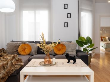 Flat with lift for sale in Calle Montaño