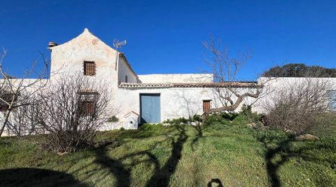 EN EXCLUSIVA PARCELA CON CASA CERCA DE ANTEQUERA