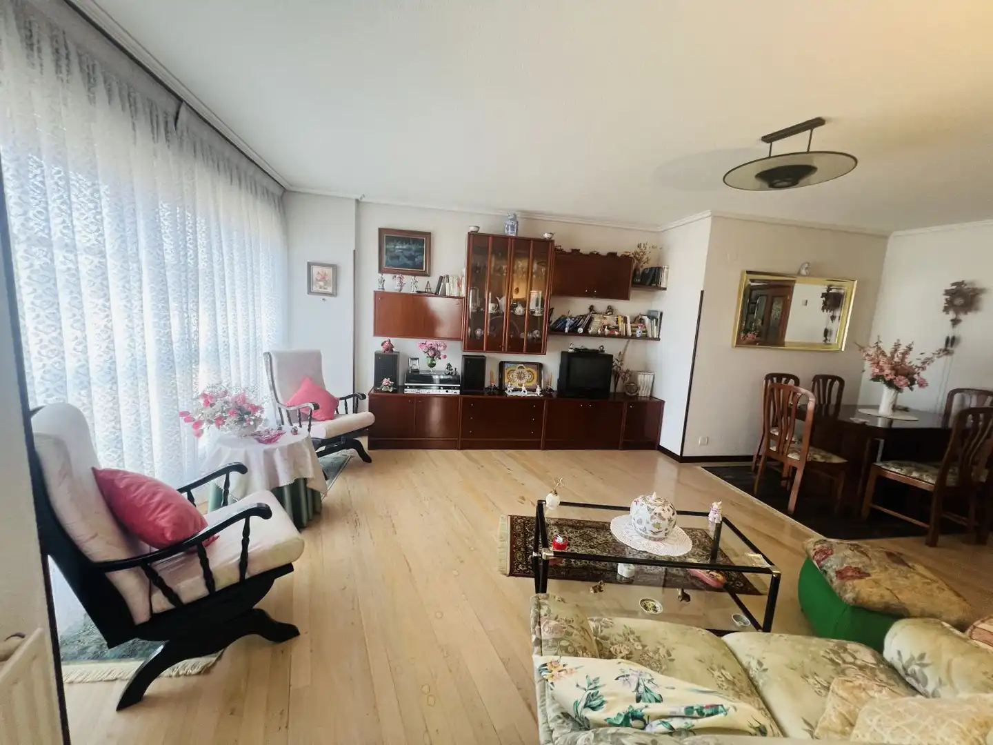 Wohnzimmer von Wohnung zum Verkauf in Colindres mit Heizung, Terrasse und Abstellraum