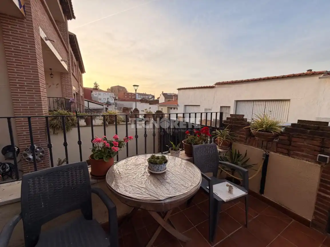 Terraza de Casa adosada en venta en Aldeanueva de Barbarroya con Aire acondicionado, Terraza y Amueblado