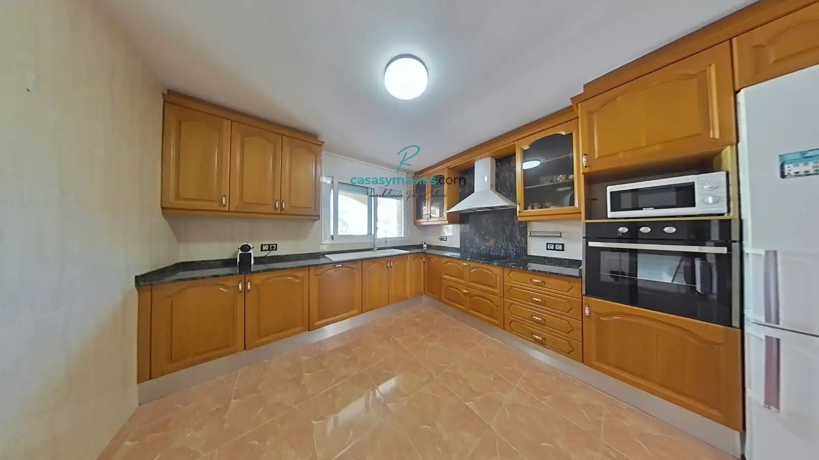 Cocina de Casa o chalet en venta en Sant Cugat Sesgarrigues con Aire acondicionado, Calefacción y Jardín privado