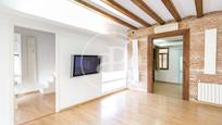 Living room of Flat for sale in  Barcelona Capital  with Air Conditioner, Heating and Furnished