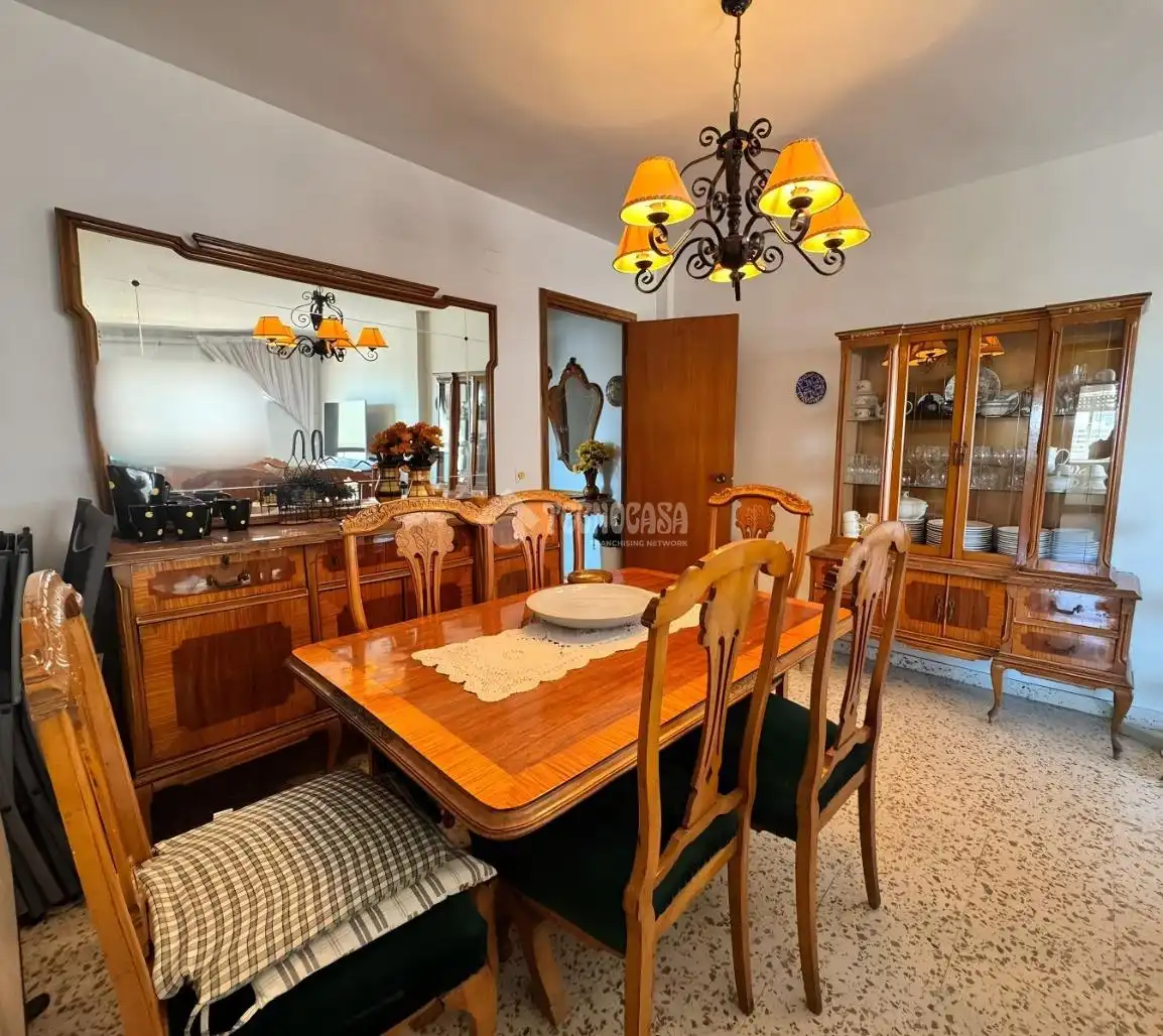 Comedor de Piso en venta en Fuengirola con Balcón