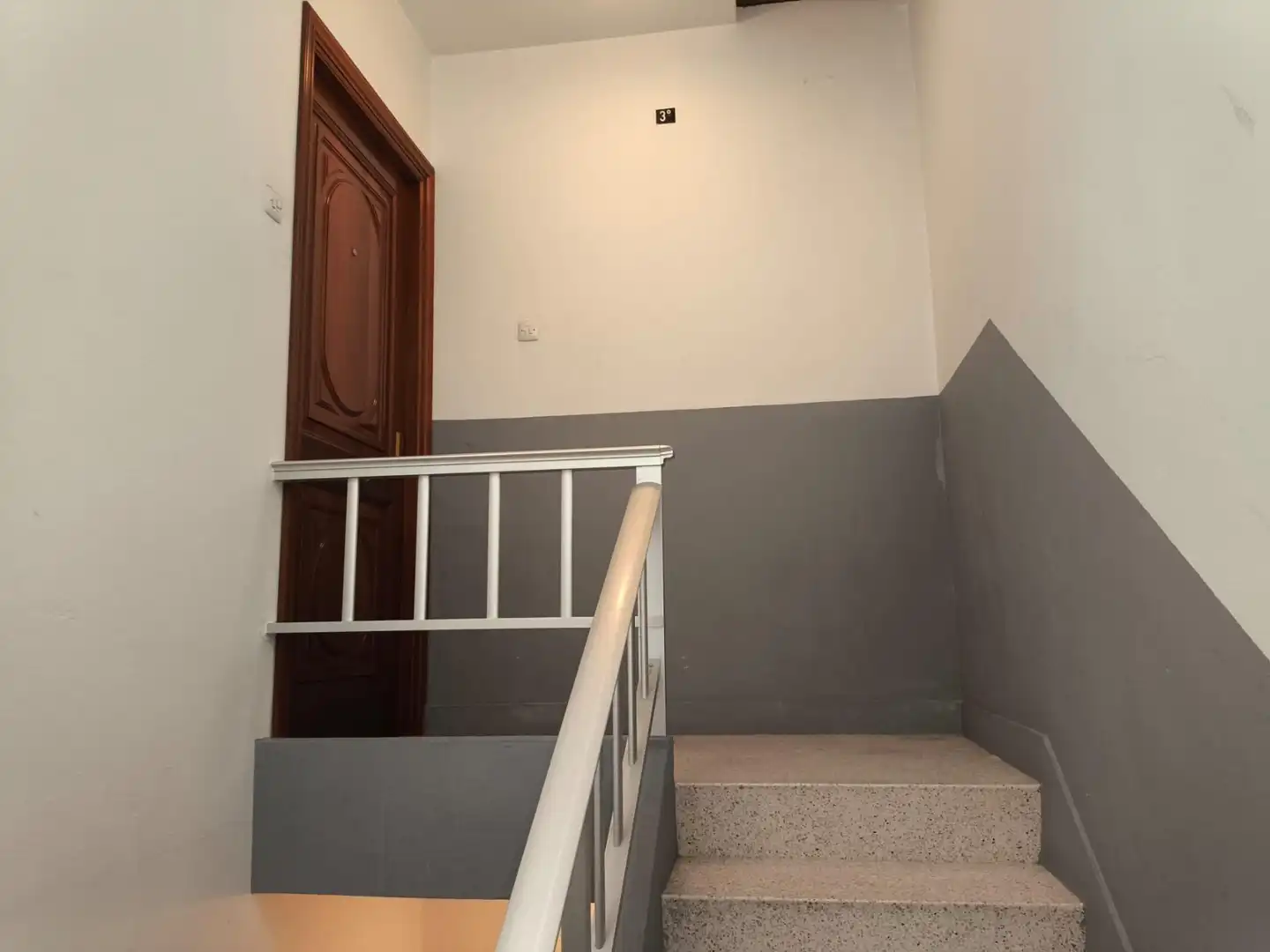 Piso en venta en Ponteceso con Amueblado y Balcón