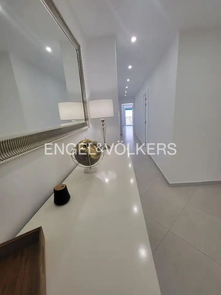 Piso de alquiler en Torrevieja con Aire acondicionado, Calefacción y Balcón