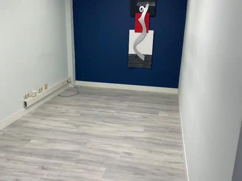 Office for rent in Irun   with Heating and Balcony