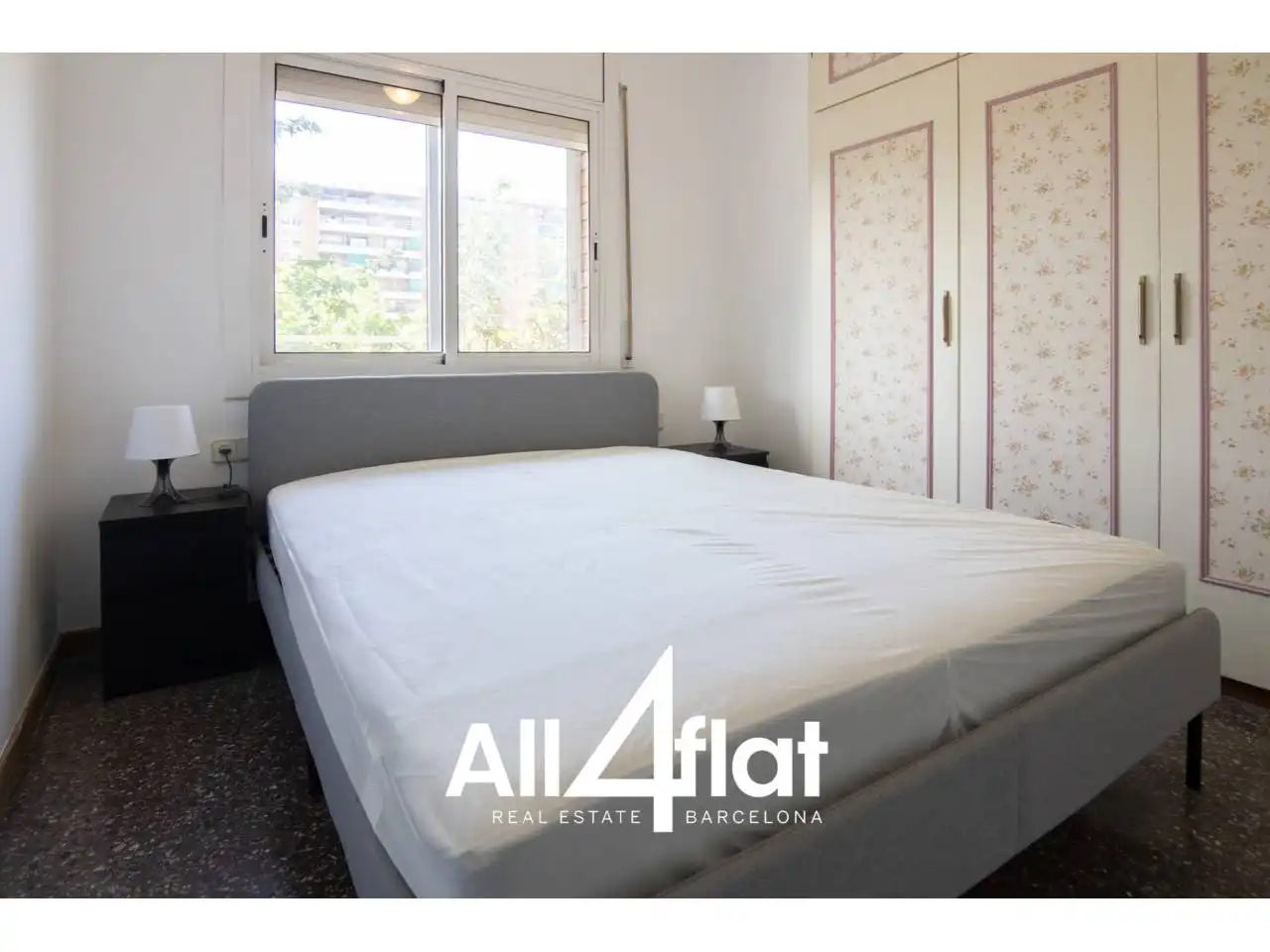 Habitación de Piso de alquiler en Barcelona con Calefacción, Amueblado y Balcón