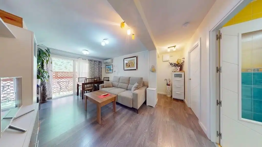 Flat for sale in Madrid  with Air Conditioner, Heating and Terrace