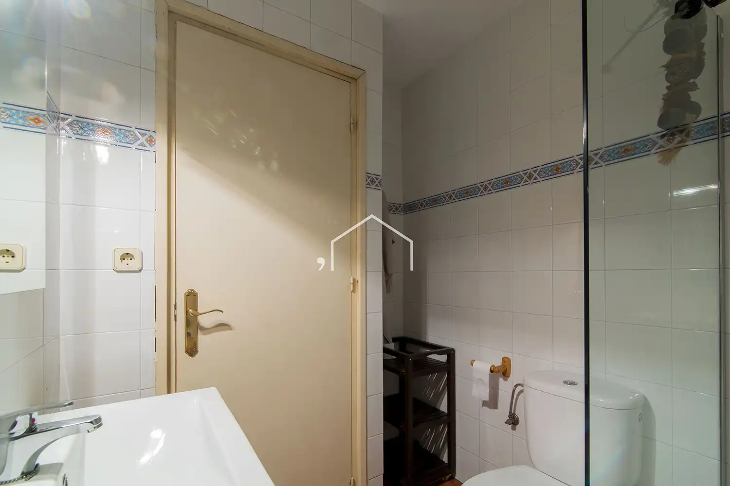 Bathroom of Country homes for sale in El Masnou  with Heating, Private garden and Terrace
