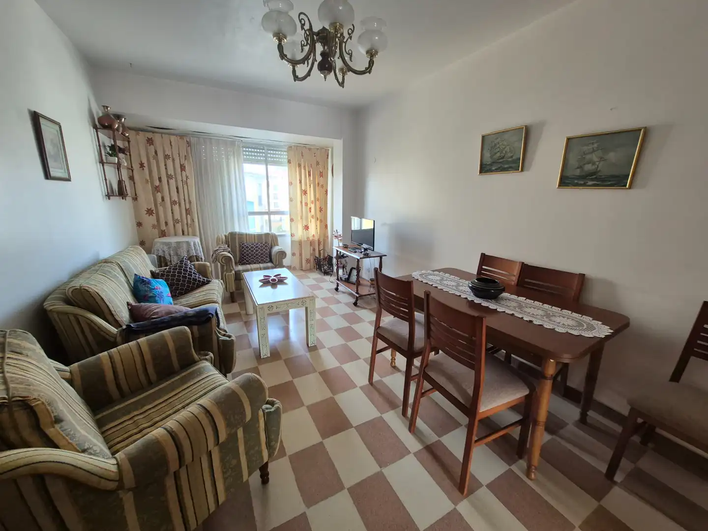 Sala d'estar de Pis en venda en Miño amb Moblat