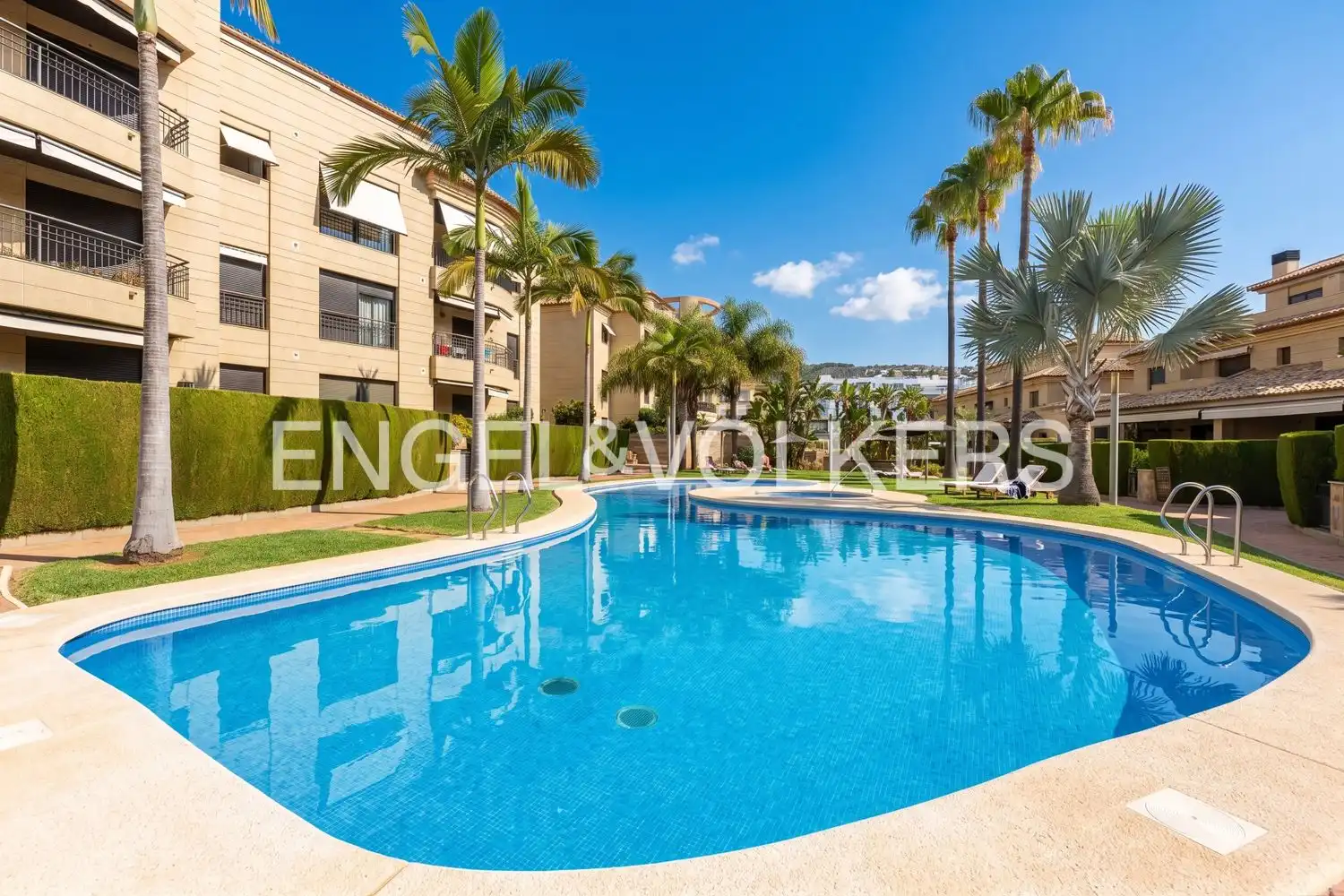 Vista exterior de Piso de alquiler en Jávea / Xàbia con Aire acondicionado, Calefacción y Jardín privado