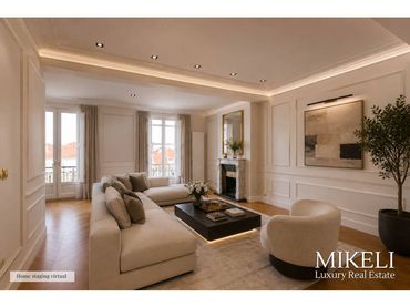 Flat with balcony for sale in Calle Isabel ´La Católica´