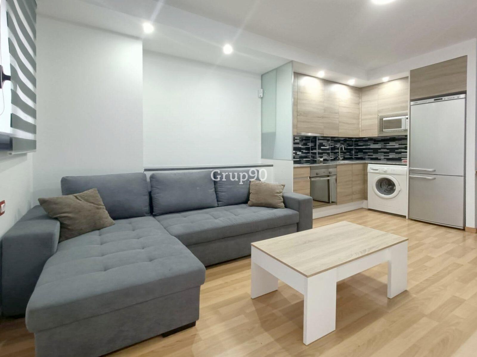 Living room of Study for sale in  Lleida Capital  with Air Conditioner, Heating and Balcony