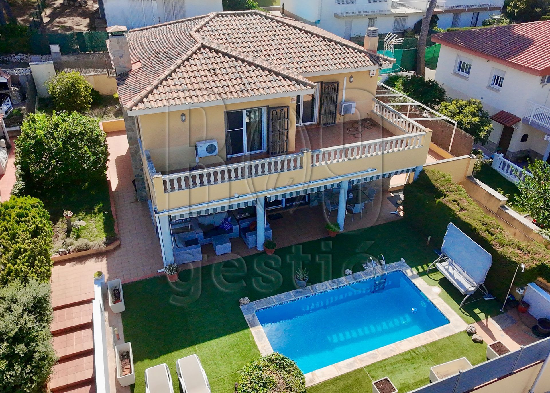 Garden of House or chalet for sale in Salou  with Air Conditioner, Heating and Private garden