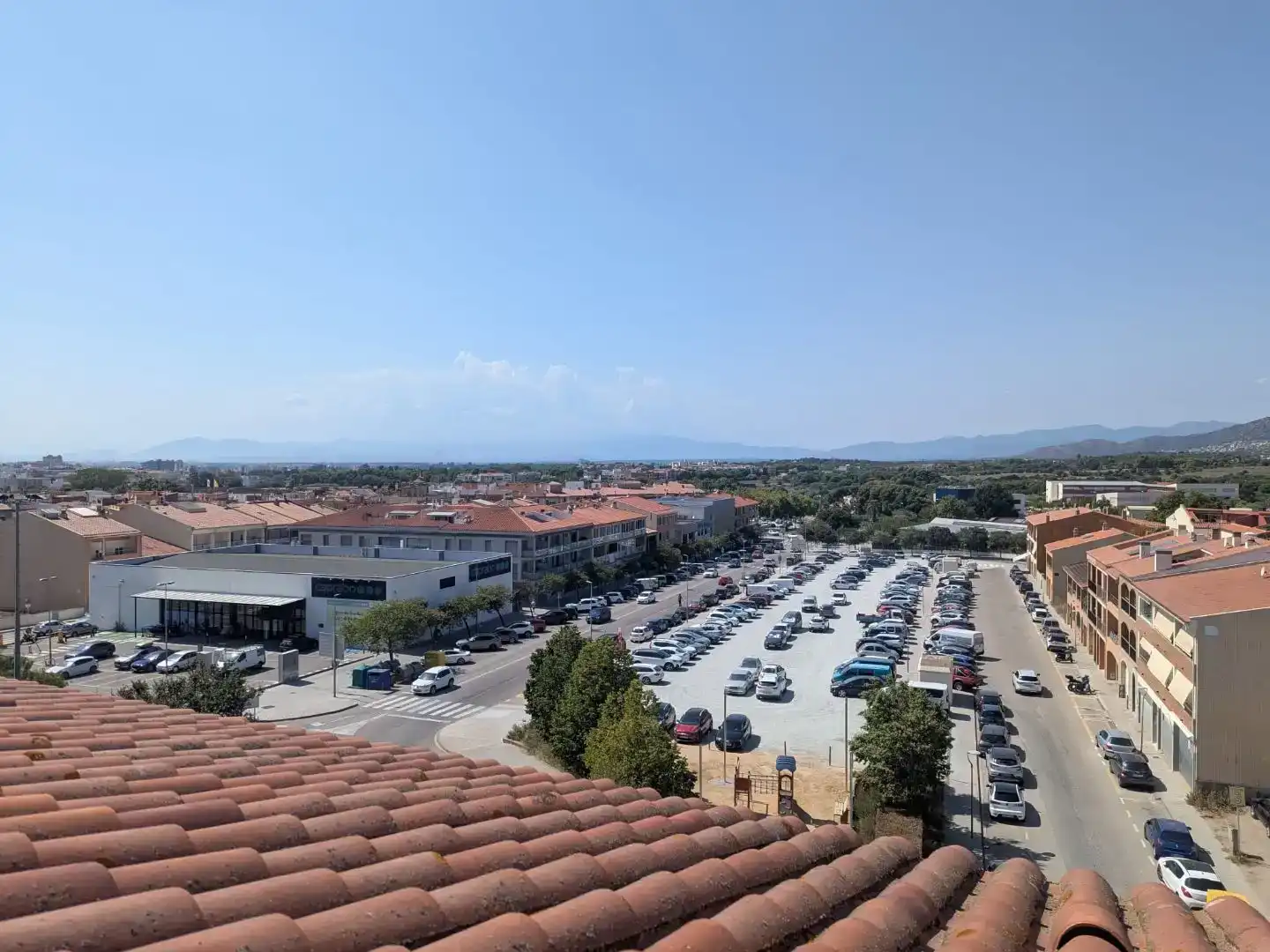 Parkplatz von Wohnung zum Verkauf in Roses mit Balkon