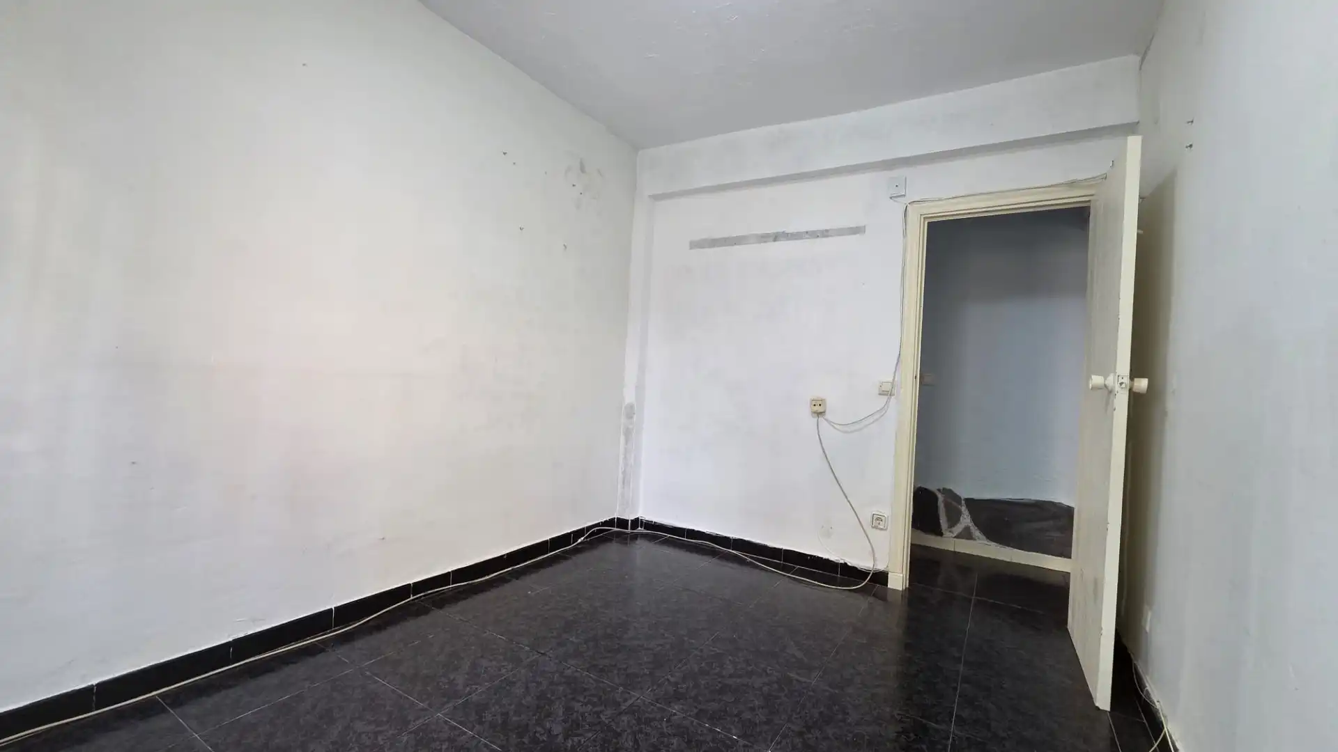Piso en venta en Parla con Calefacción, Internet y Alarma