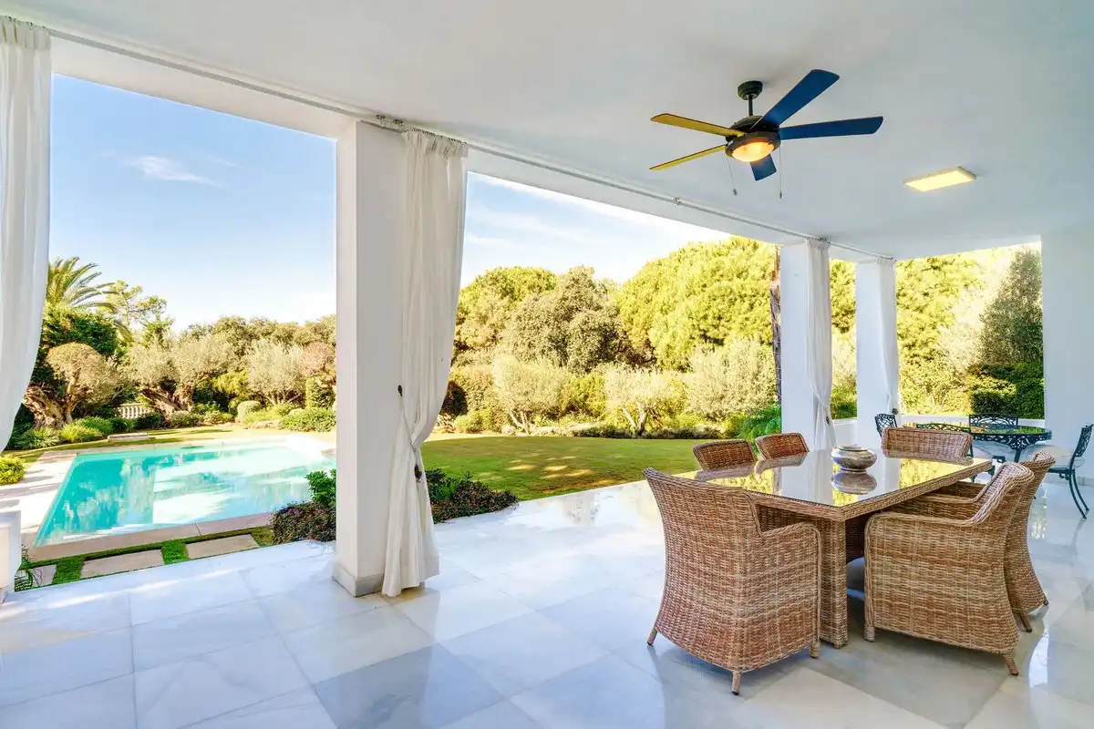 Terrassa de Casa o xalet de lloguer en Marbella amb Aire condicionat, Jardí privat i Traster