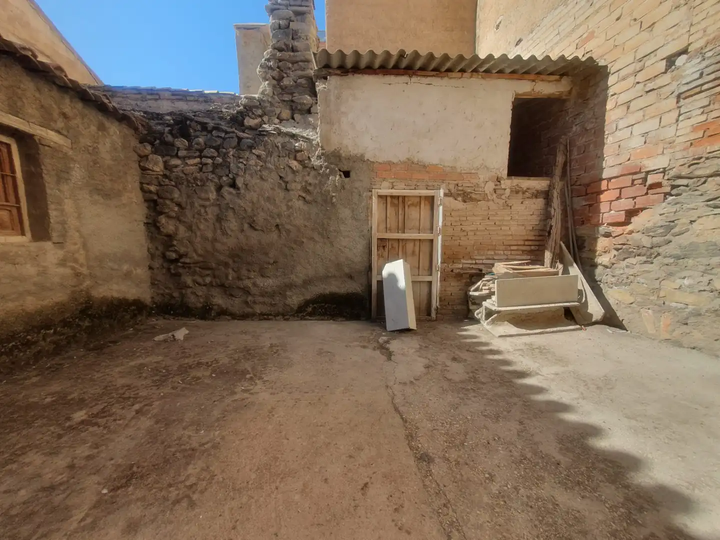 Casa o xalet en venda en La Peza amb Terrassa i Traster