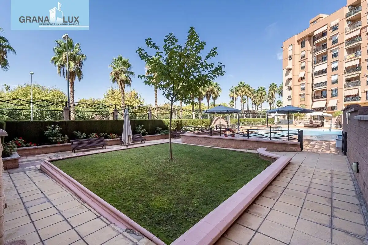 Rez-de-chaussée avec piscine à vendre à Calle PDTA RAFAEL GAGO PALOMO 9, imagen 2
