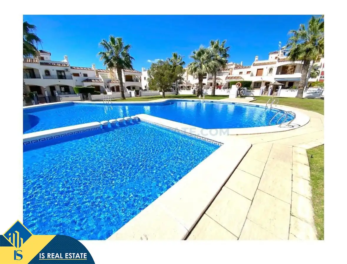 Apartamento con piscina en venta en Orihuela Costa, imagen 20