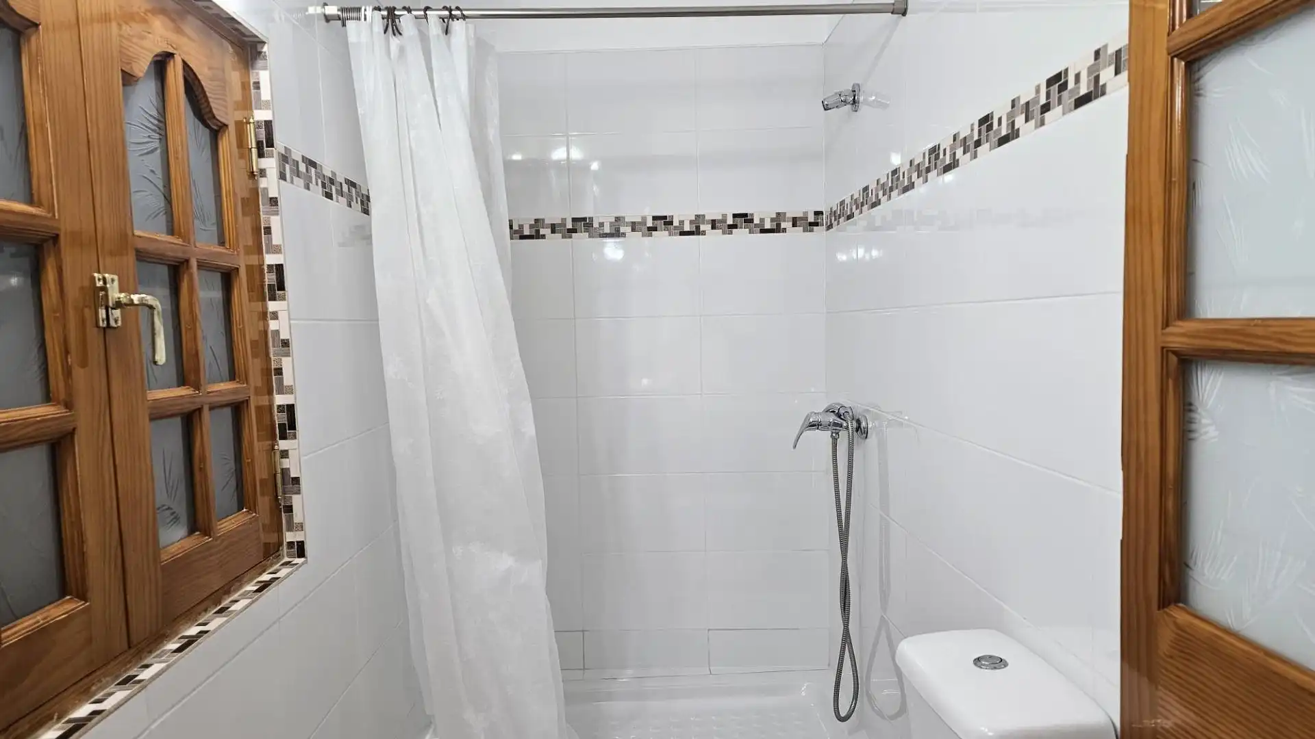 Bathroom of Buildings for sale in Santa Lucía de Tirajana