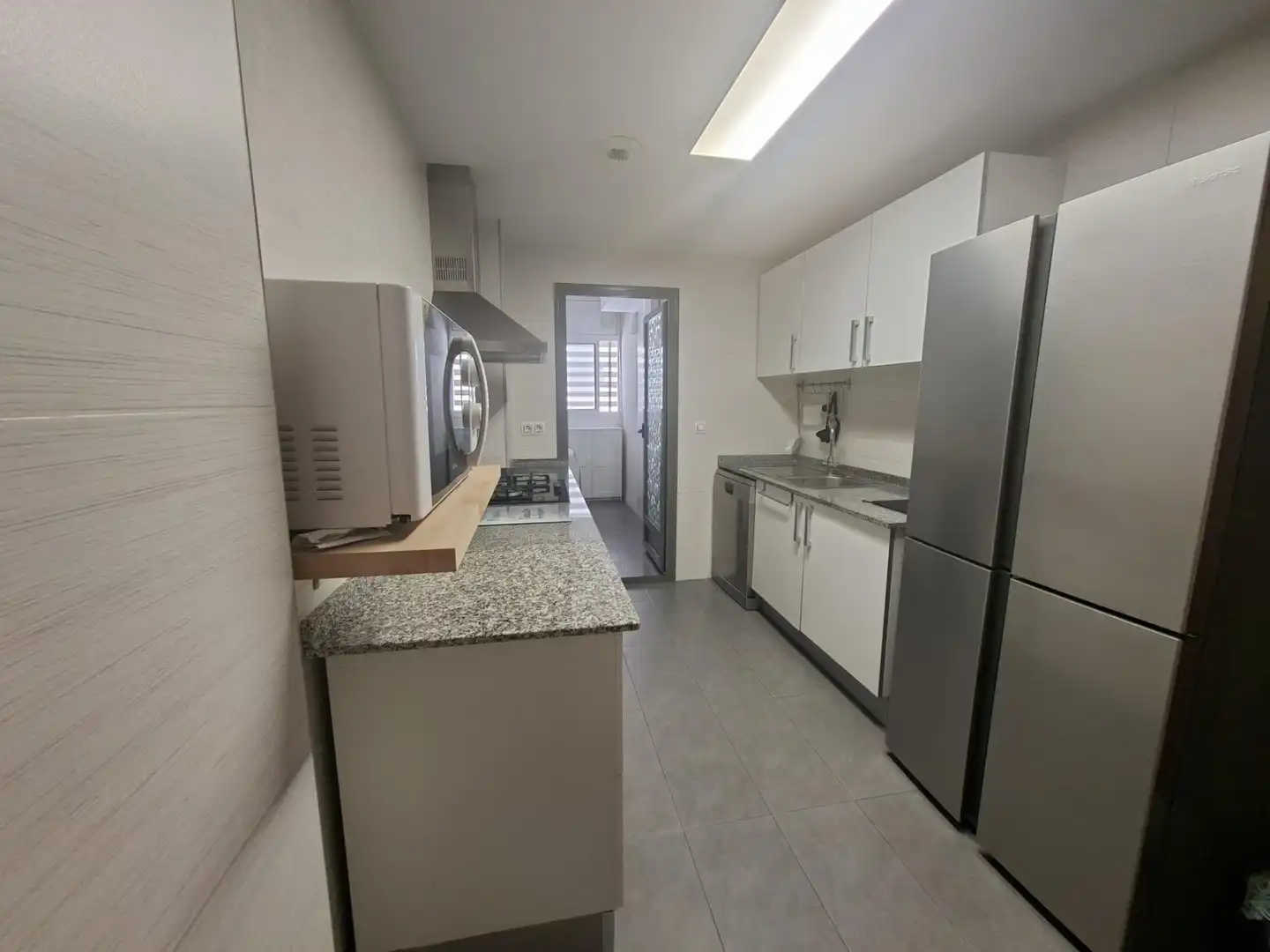 Cocina de Planta baja en venta en Paterna con Aire acondicionado, Calefacción y Jardín privado