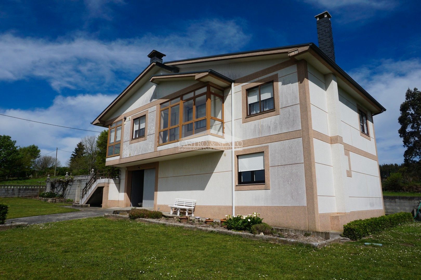 Vista exterior de Casa o xalet en venda en Palas de Rei amb Calefacció i Jardí privat