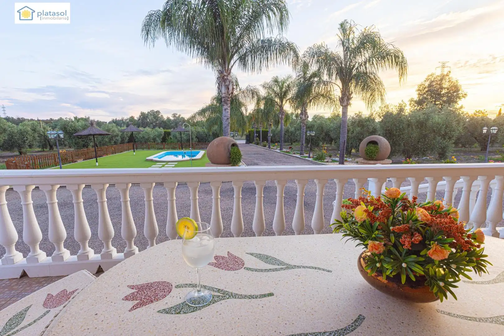 Terraza de Finca rústica en venta en Chucena con Aire acondicionado, Calefacción y Jardín privado
