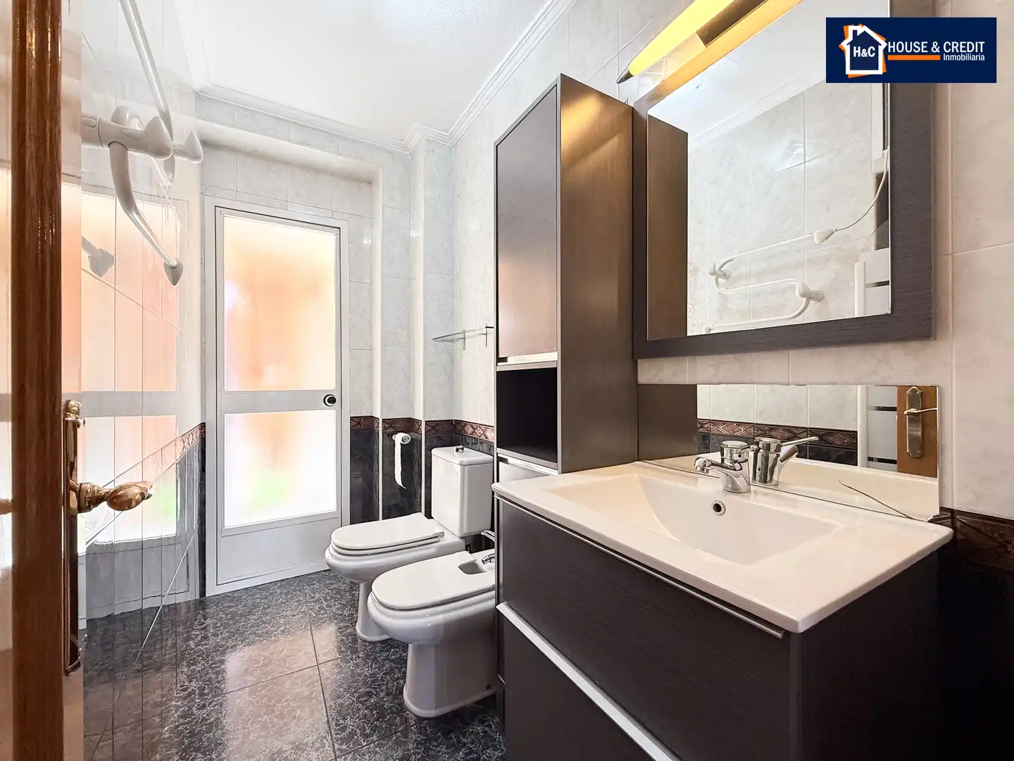 Baño de Piso en venta en Madrid con Aire acondicionado, Calefacción y Terraza