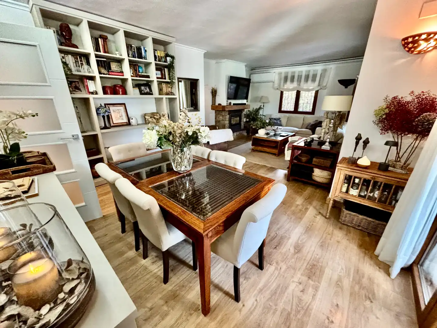 Sala d'estar de Casa o xalet en venda en Mutxamel amb Aire condicionat, Jardí privat i Terrassa