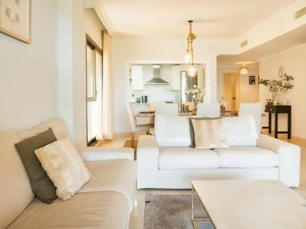 Vivienda con piscina en venta en Benahavís pueblo, imagen 8