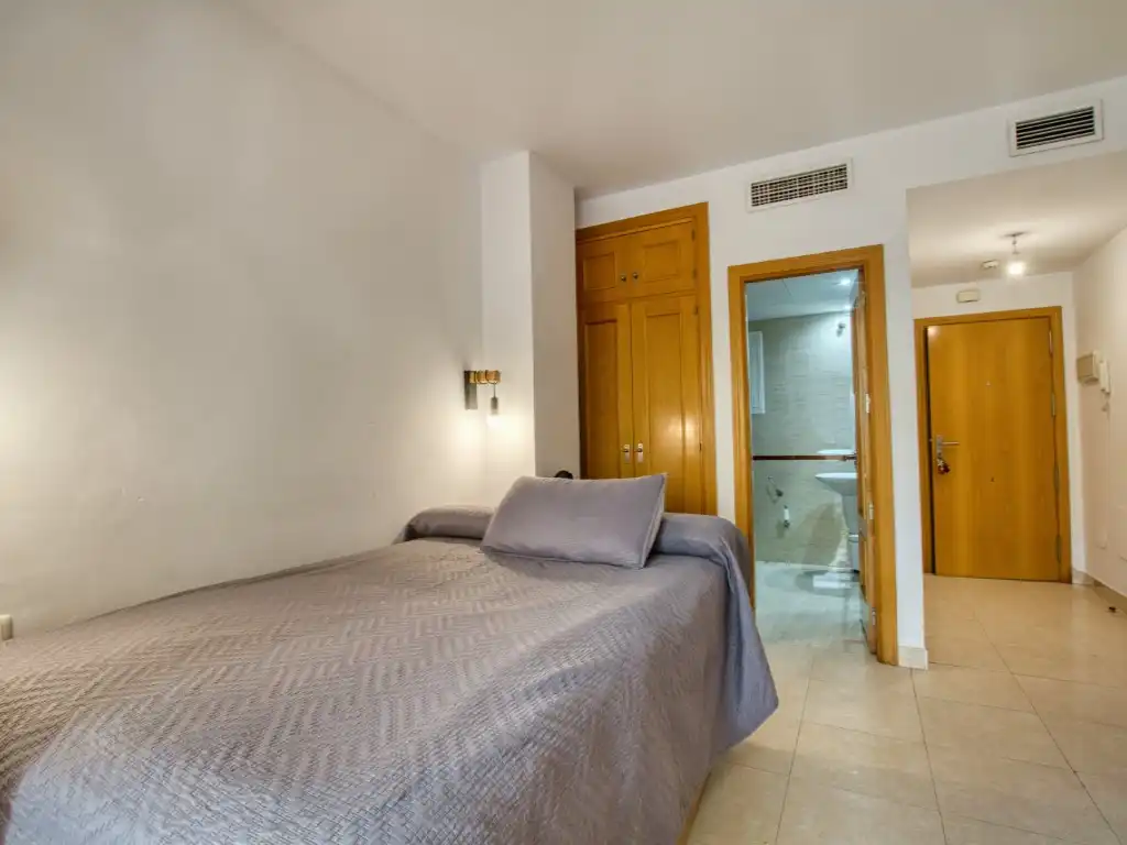 Habitación de Estudio en venta en Rincón de la Victoria con Terraza, Piscina y Piscina comunitaria